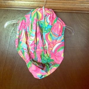 Lilly Pulitzer Riley infinity scarf NWT.